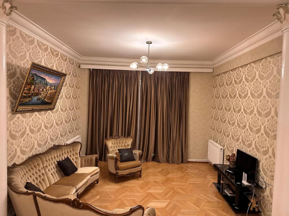 4 Bedroom Suite Apartment Ln Tbilisi City Exterior foto